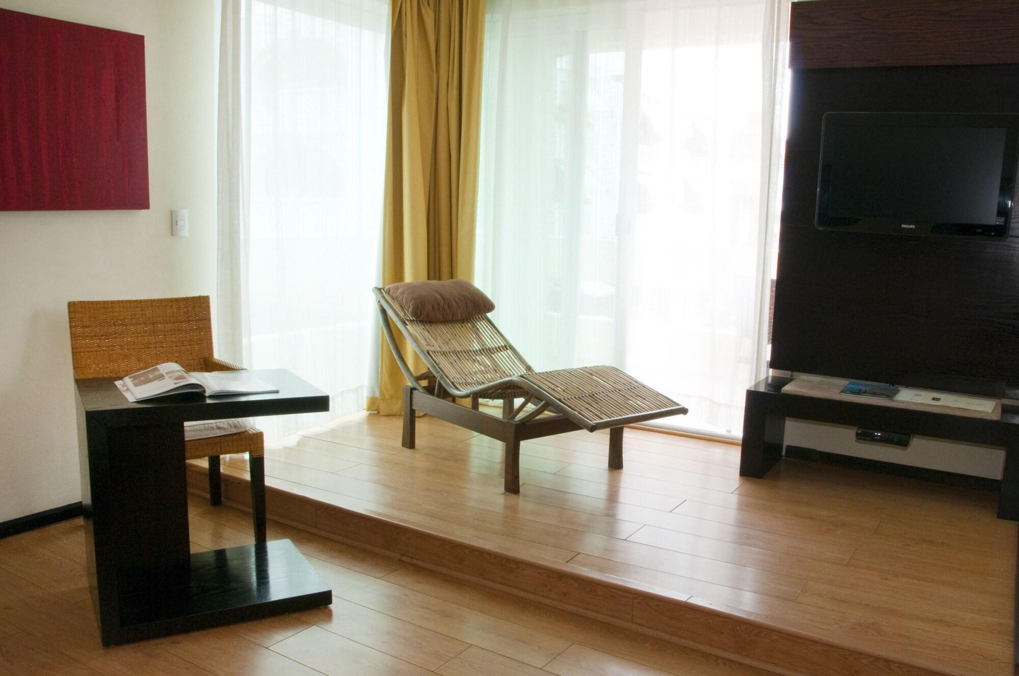El Punto Boutique Hotel & Beach Club (Adults Only) Плая дел Кармен Екстериор снимка