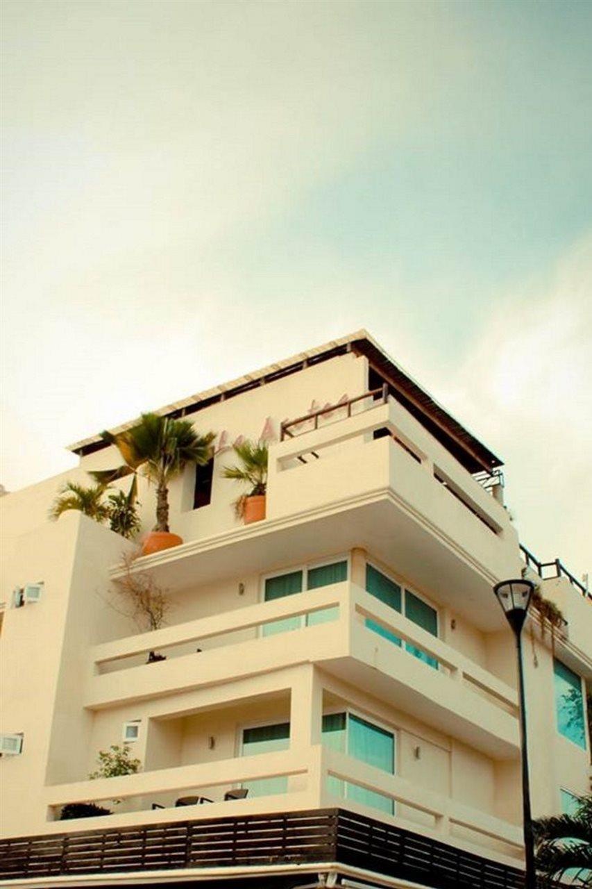 El Punto Boutique Hotel & Beach Club (Adults Only) Плая дел Кармен Екстериор снимка