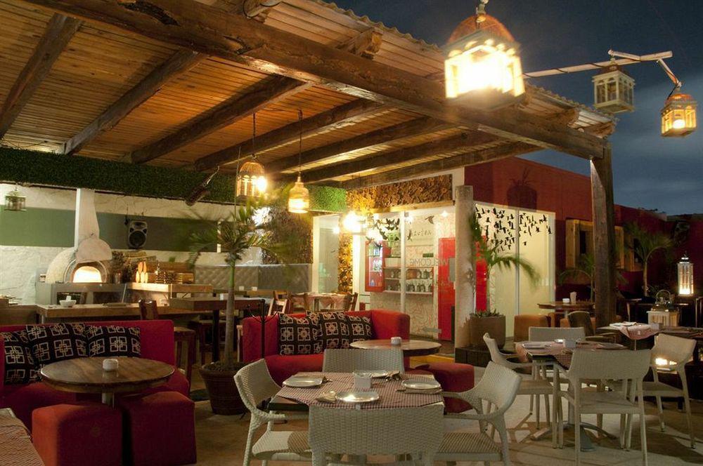 El Punto Boutique Hotel & Beach Club (Adults Only) Плая дел Кармен Екстериор снимка